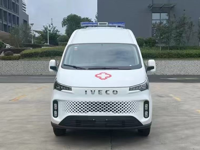 2023款依維柯救護車